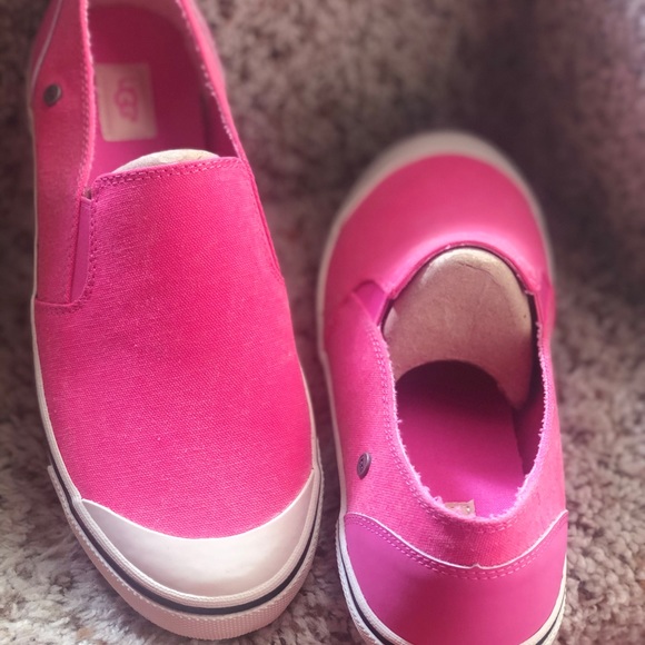 Ugg Girls flat canvas shoes - Picture 5 of 6